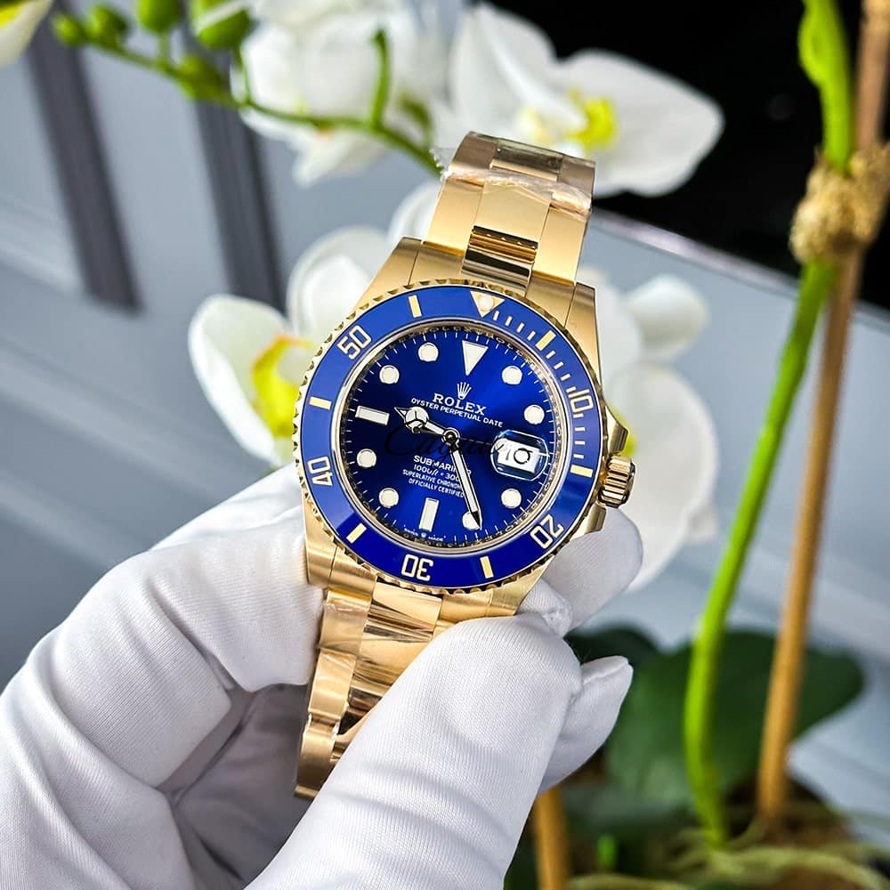 Rolex Submariner Date 41 Mm 18kt gult gull Oyster Royal Blue Dial 2 1