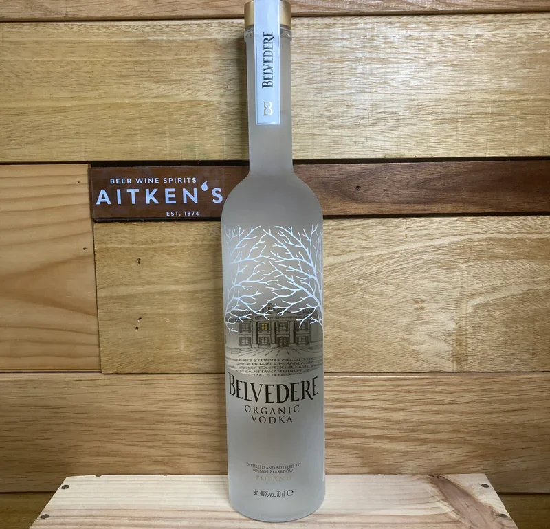 Belvedere Saga pólsks vodkas frá höll til táknmyndar lúxus