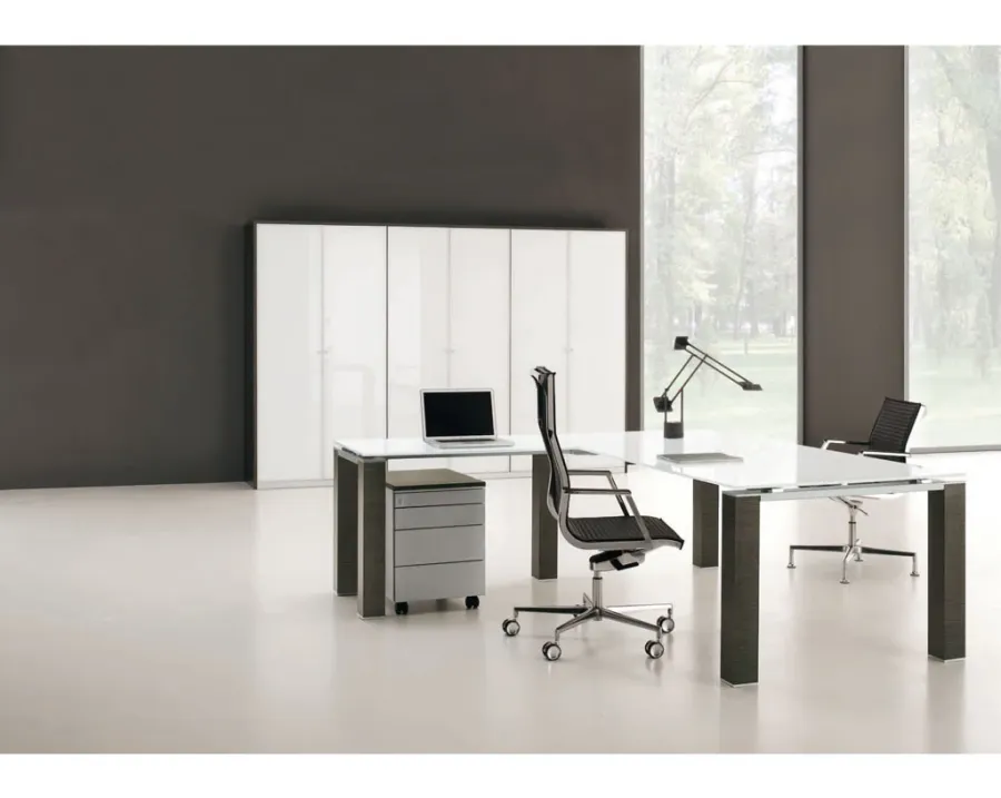 Skrifborð fyrir skrifstofu