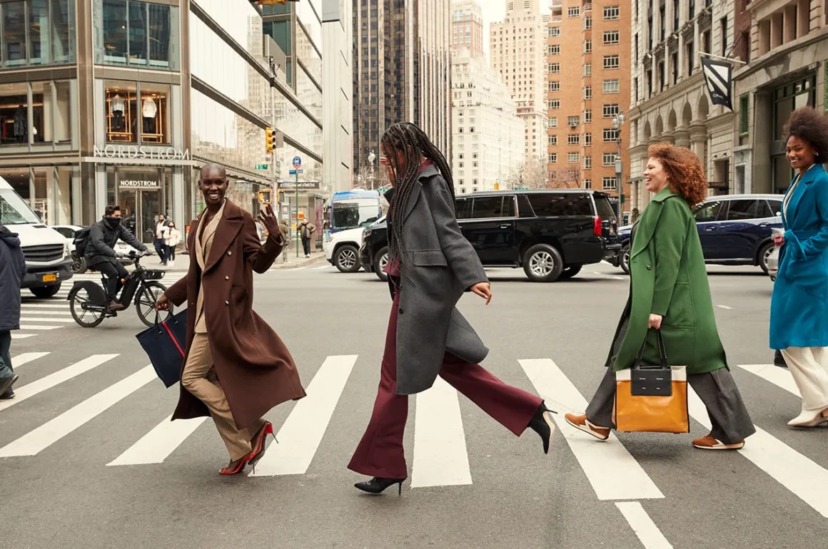 Topp 10 vörumerki af merkjakvenjakápum